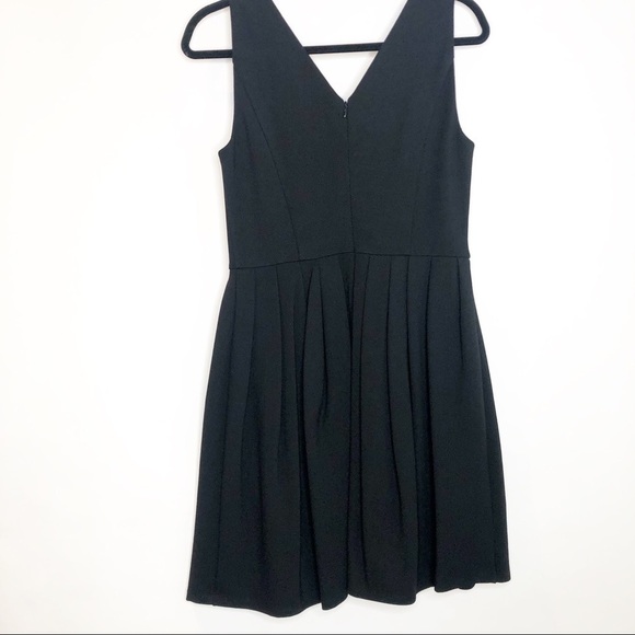 Halston | V-Neck LBD Dress - Picture 6 of 10